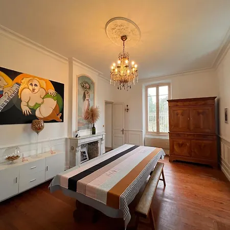 Vila Spacious In The Heart Of The Vineyards *