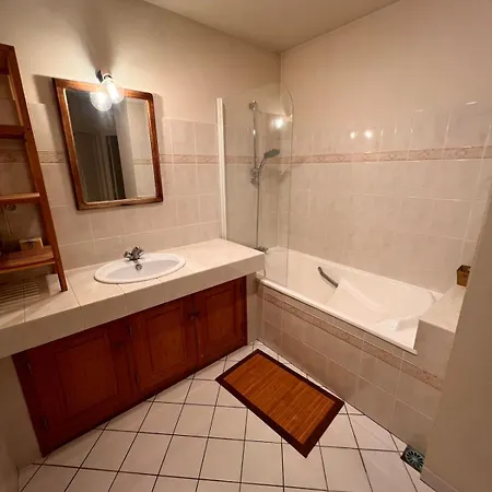 Spacious In The Heart Of The Vineyards Vila